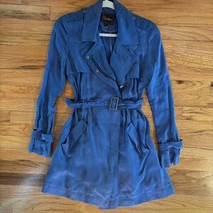 Cole Haan Blue Trench Coat Women’s Sz 2 Belted Silky Luxurious Drape Classic